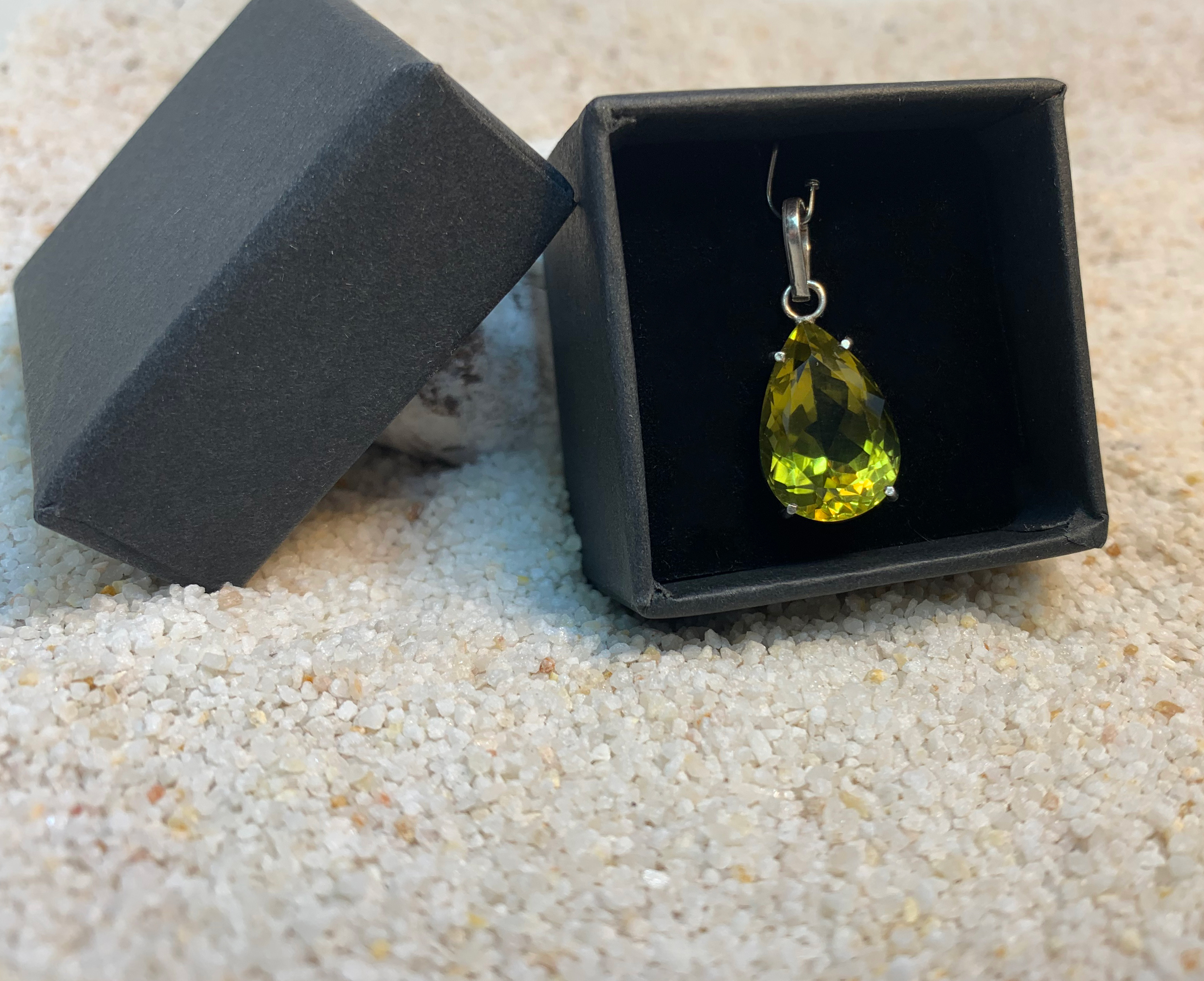 How to Care for Stone&nbsp;Jewelry